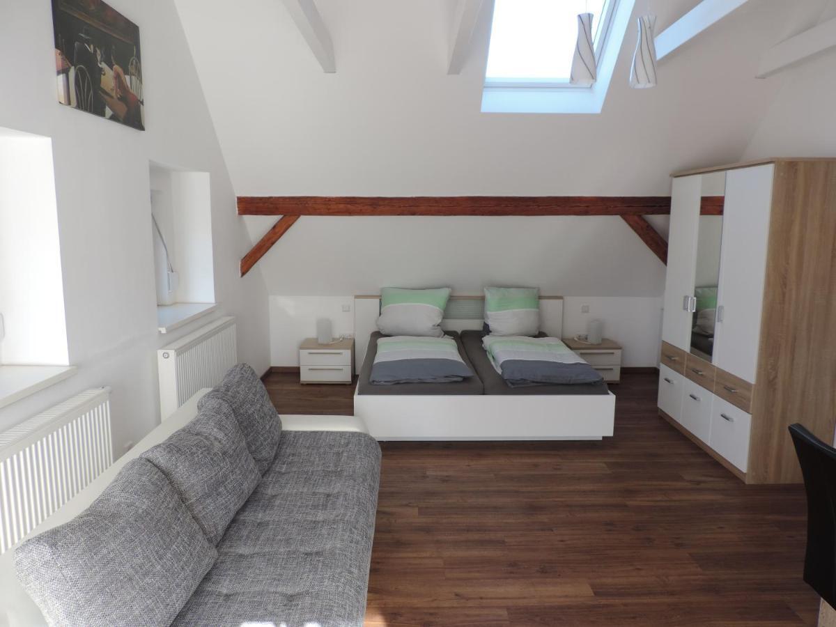 Pension Am Kirchberg Wehringen Экстерьер фото
