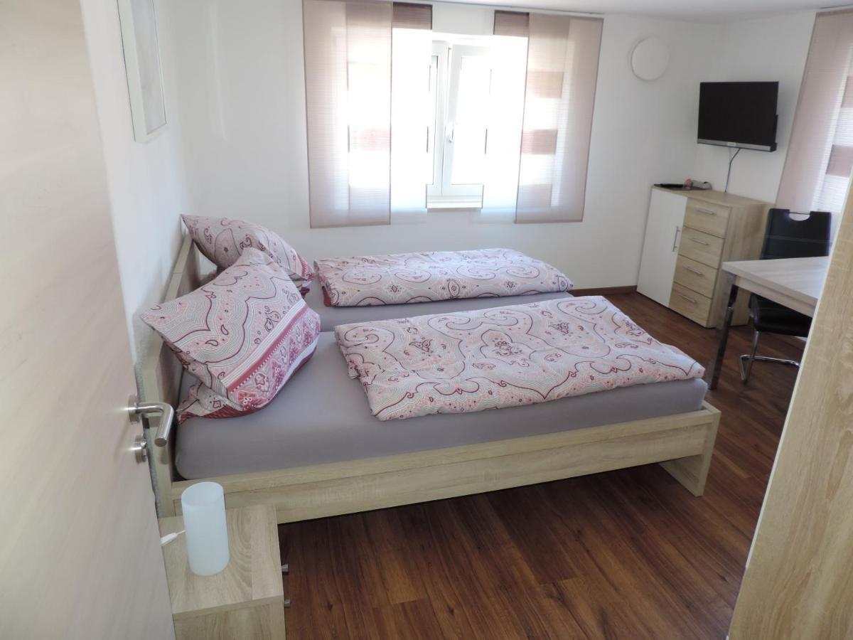 Pension Am Kirchberg Wehringen Экстерьер фото